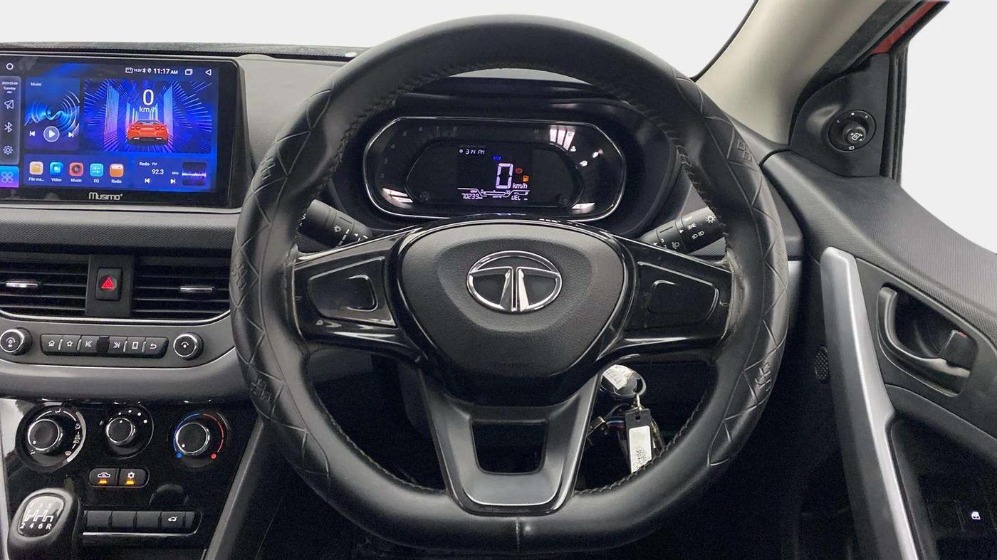 2023 Tata NEXON XM PETROL, Petrol, Manual, 70,390 km, Steering Wheel Close Up
