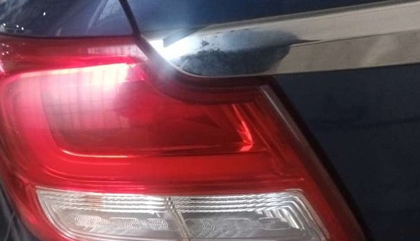 2017 Maruti Dzire VDI AMT, Diesel, Automatic, 61,018 km, Left tail light - Minor damage