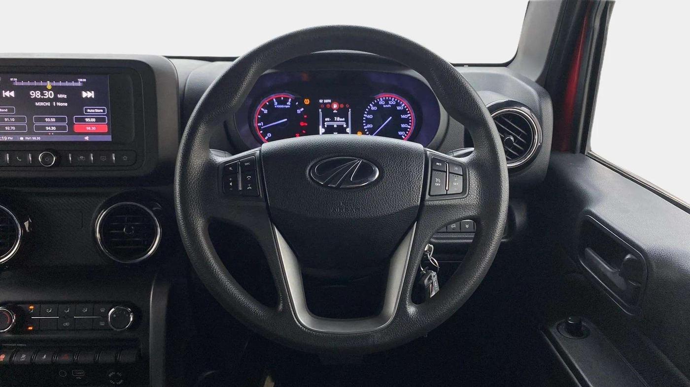 2022 Mahindra Thar LX PETROL HT 4WD AT, Petrol, Automatic, 13,490 km, Steering Wheel Close Up