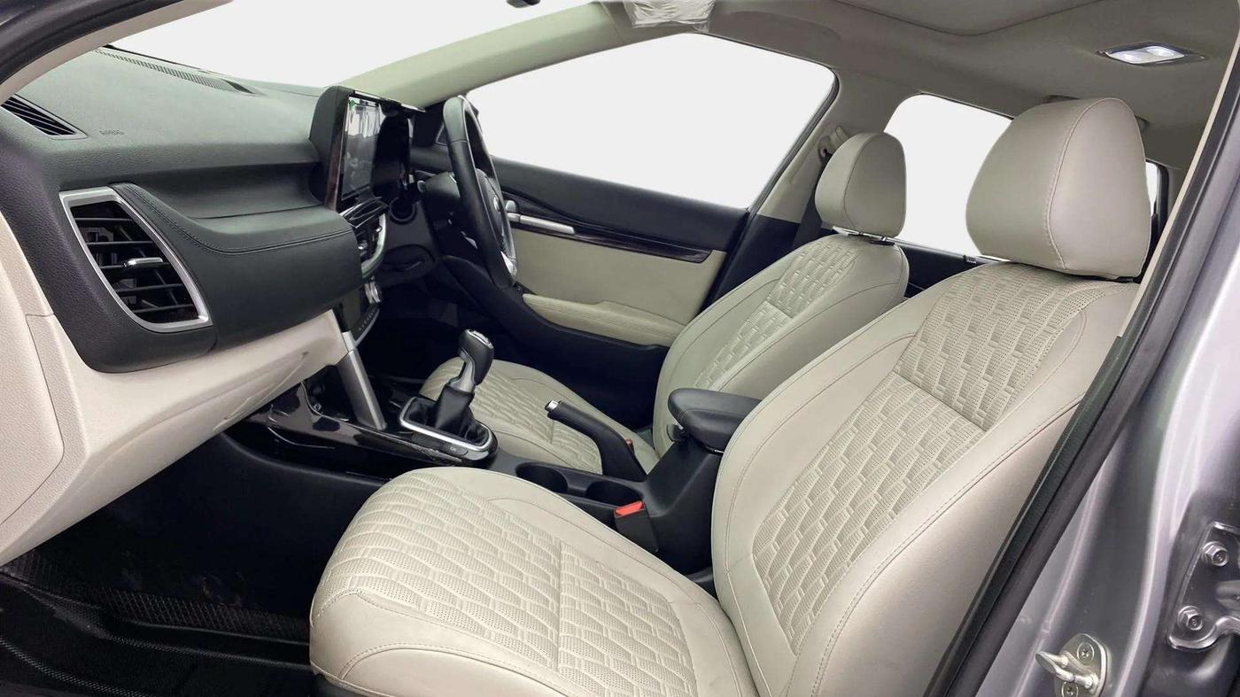 2020 KIA SELTOS HTX 1.5 PETROL, Petrol, Manual, 36,930 km, Right Side Front Door Cabin
