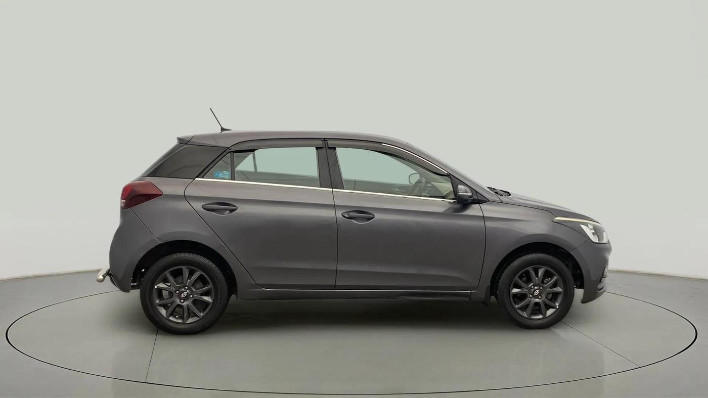 2020 Hyundai Elite i20 SPORTZ PLUS 1.2, Petrol, Manual, 48,815 km, Right Side View