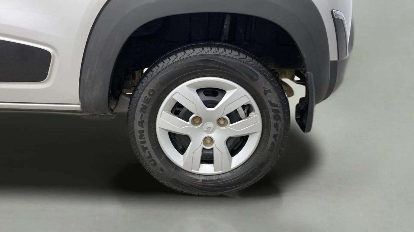 2019 Renault Kwid RXT 0.8 (O), Petrol, Manual, 15,678 km, Left Rear Wheel