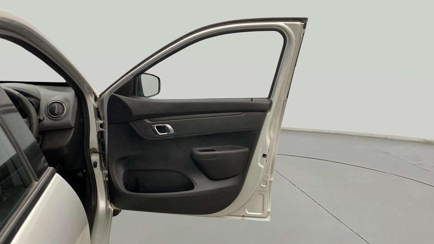 2019 Renault Kwid RXT 0.8 (O), Petrol, Manual, 15,678 km, RHS Front Door