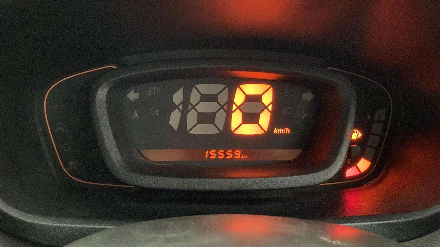 2019 Renault Kwid RXT 0.8 (O), Petrol, Manual, 15,678 km, Odometer Image
