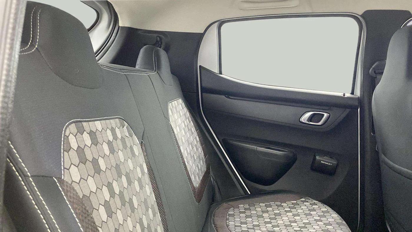 2019 Renault Kwid RXT 0.8 (O), Petrol, Manual, 15,678 km, Right Side Rear Door Cabin