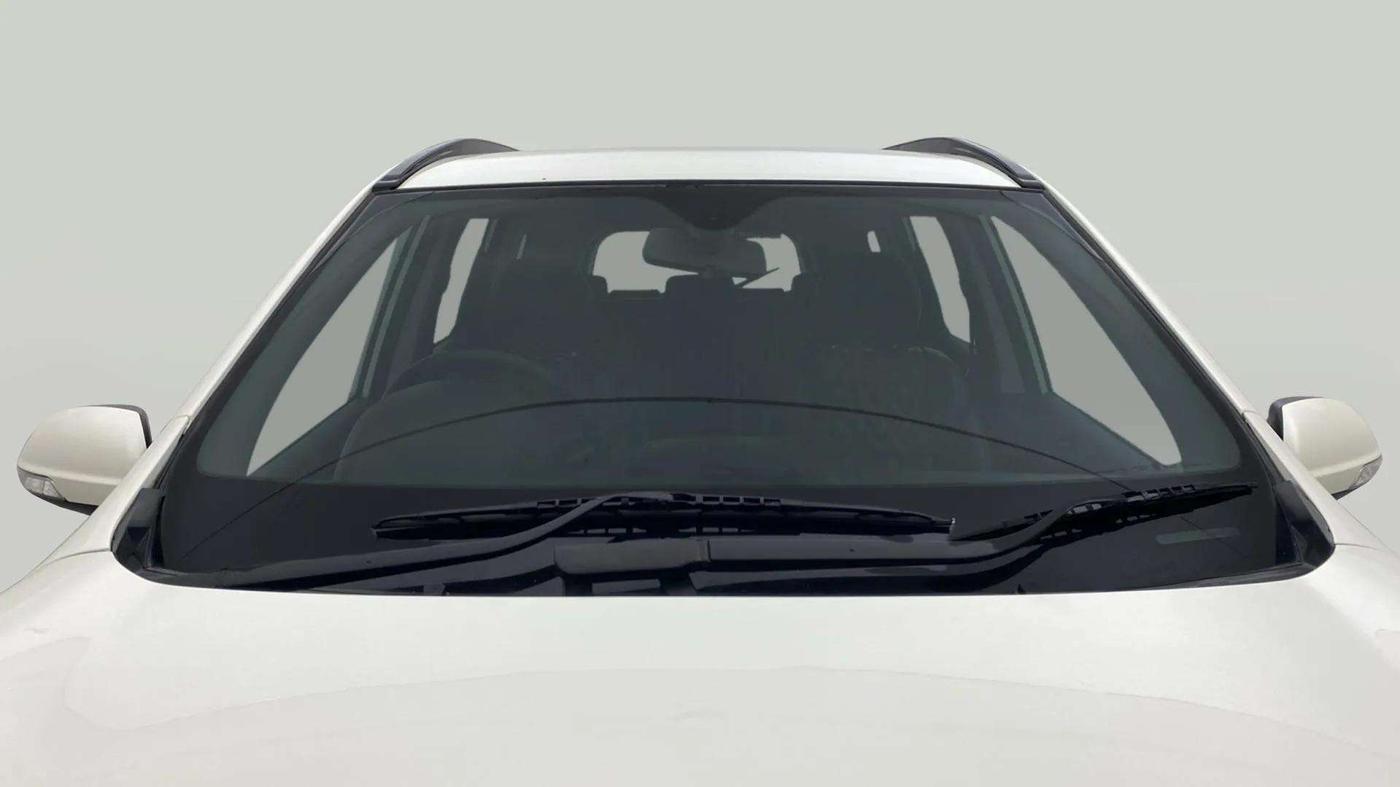 2019 Mahindra XUV500 W7 AT, Diesel, Automatic, 34,560 km, Front Windshield