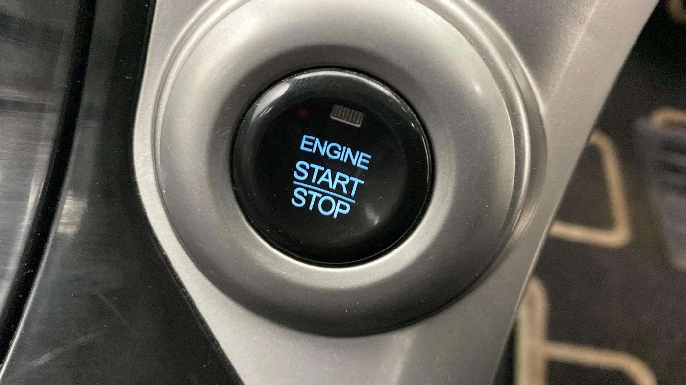 2019 Mahindra XUV500 W7 AT, Diesel, Automatic, 34,560 km, Keyless Start/ Stop Button