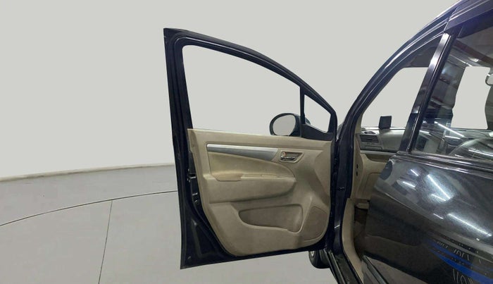 2016 Maruti Ertiga VXI CNG, CNG, Manual, 70,017 km, LHS Front Door