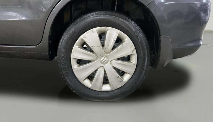 2016 Maruti Ertiga VXI CNG, CNG, Manual, 70,017 km, Left Rear Wheel