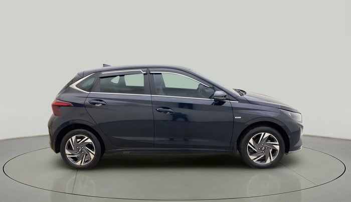 2024 Hyundai NEW I20 SPORTZ 1.2 IVT, Petrol, Automatic, 7,132 km, Right Side View