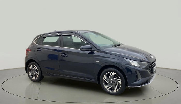 2024 Hyundai NEW I20 SPORTZ 1.2 IVT, Petrol, Automatic, 7,132 km, Right Front Diagonal