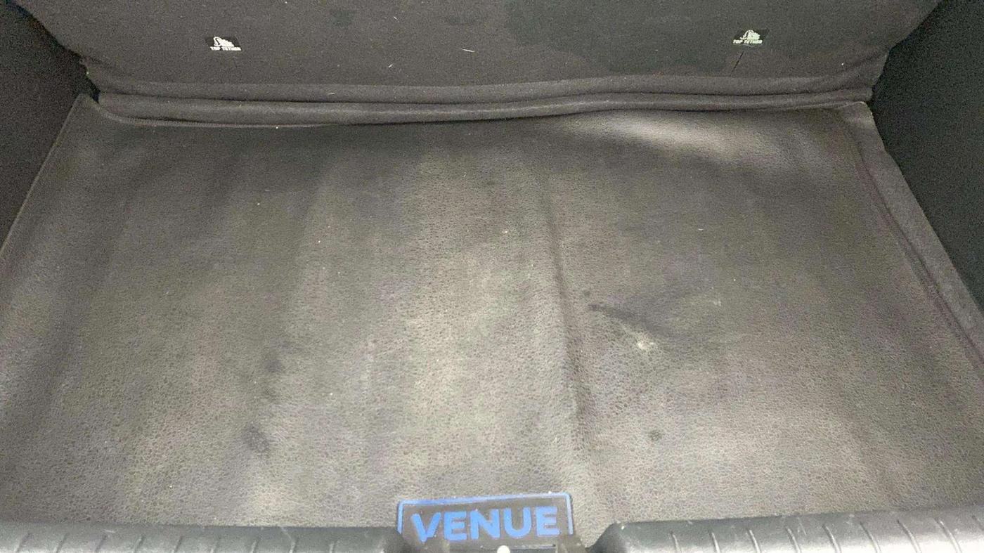 2019 Hyundai VENUE SX PLUS 1.0 TURBO DCT, Petrol, Automatic, 32,442 km, Boot Inside