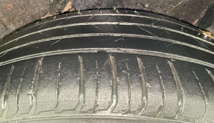 2019 Hyundai VENUE SX PLUS 1.0 TURBO DCT, Petrol, Automatic, 32,442 km, Left Rear Tyre Tread