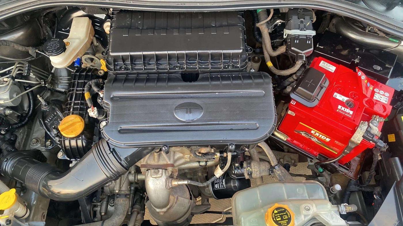2020 Tata Tiago XT PETROL, Petrol, Manual, 64,644 km, Open Bonet