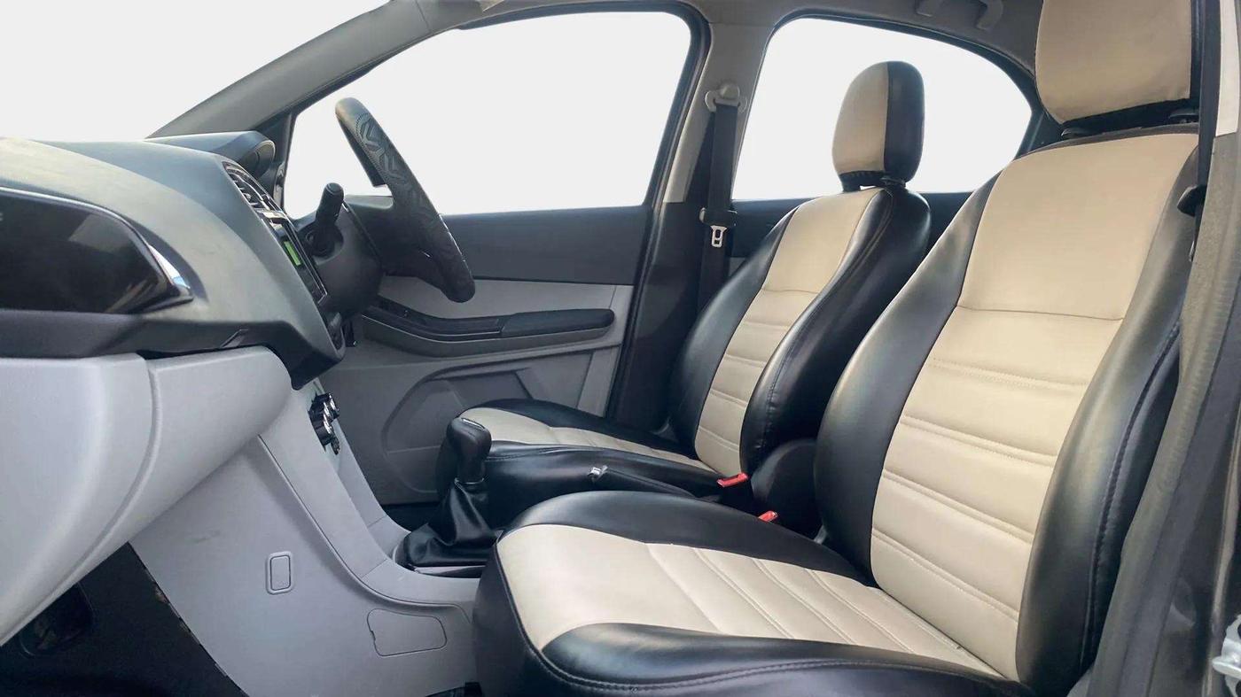 2020 Tata Tiago XT PETROL, Petrol, Manual, 64,644 km, Right Side Front Door Cabin