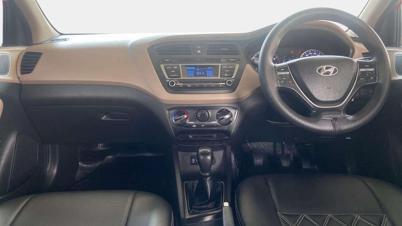 2015 Hyundai Elite i20 MAGNA 1.2, Petrol, Manual, 53,729 km, Dashboard