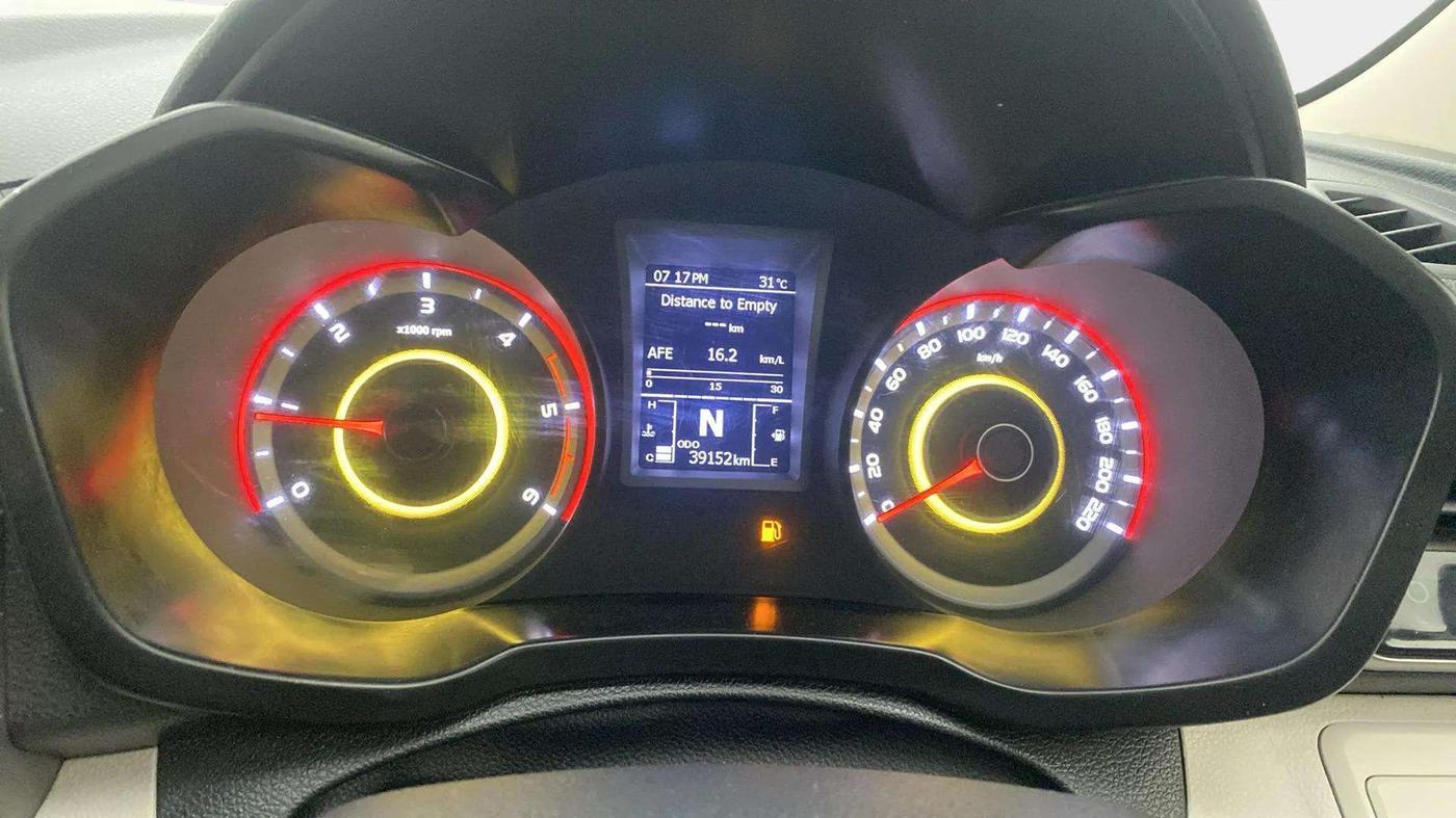 2021 Mahindra XUV300 W8 (O) 1.5 DIESEL AMT, Diesel, Automatic, 39,658 km, Odometer Image