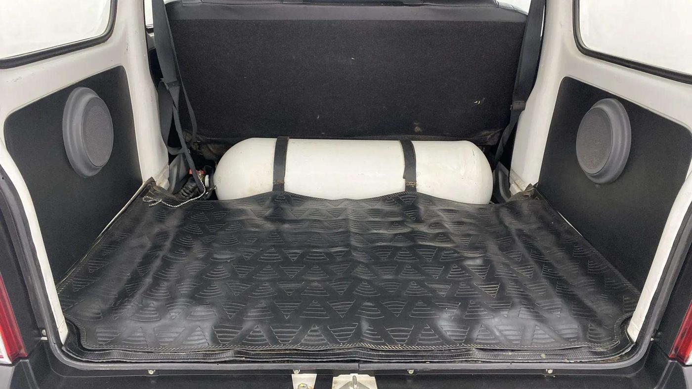 2023 Maruti Eeco 5 STR AC CNG, CNG, Manual, 37,216 km, Boot Inside