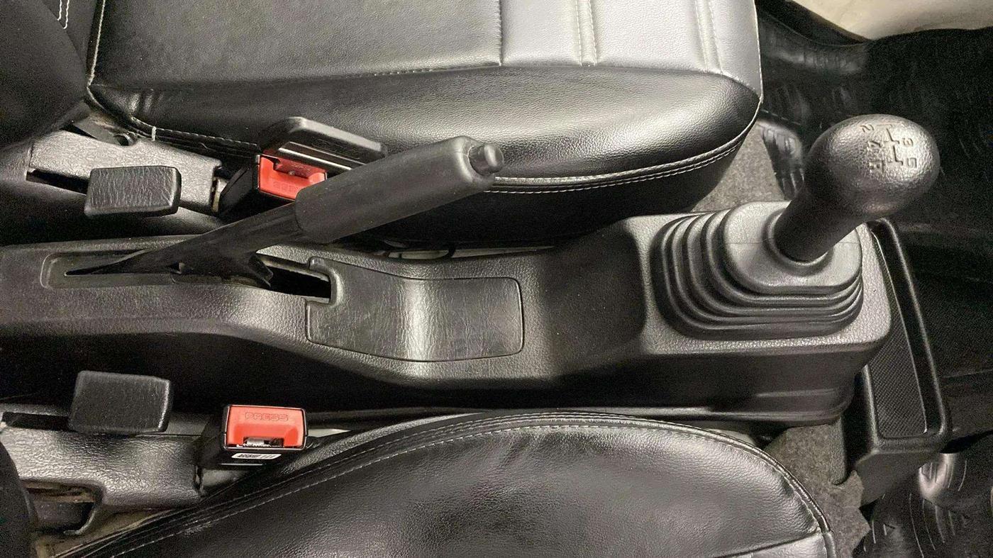 2023 Maruti Eeco 5 STR AC CNG, CNG, Manual, 37,216 km, Gear Lever