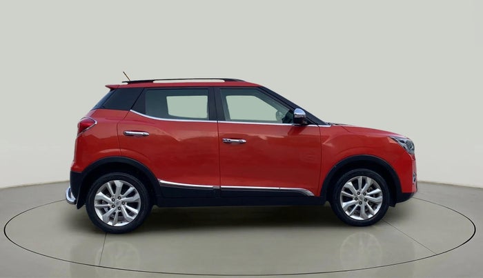 2020 Mahindra XUV300 W8 1.2 PETROL, Petrol, Manual, 18,714 km, Right Side View