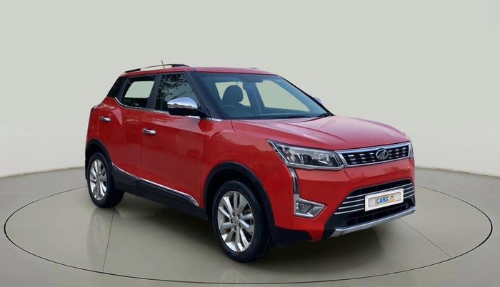 2020 Mahindra XUV300 W8 1.2 PETROL, Petrol, Manual, 18,714 km, Right Front Diagonal