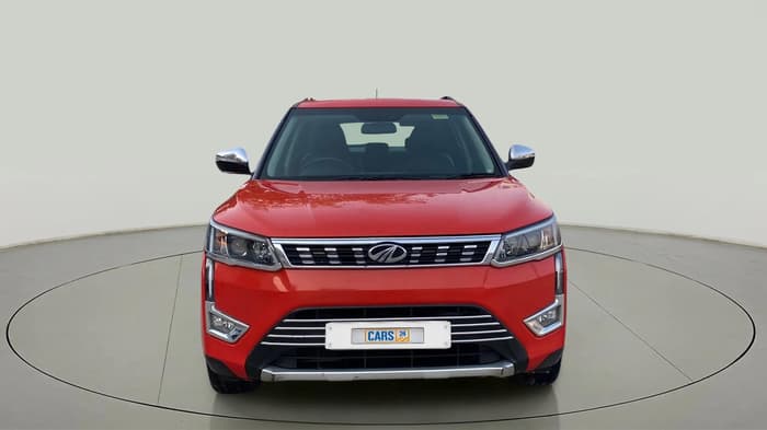 2020 Mahindra XUV300 W8 1.2 PETROL, Petrol, Manual, 18,714 km, Front