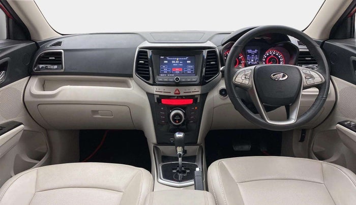 2022 Mahindra XUV300 W8 (O) 1.2 PETROL AMT, Petrol, Automatic, 9,954 km, Dashboard