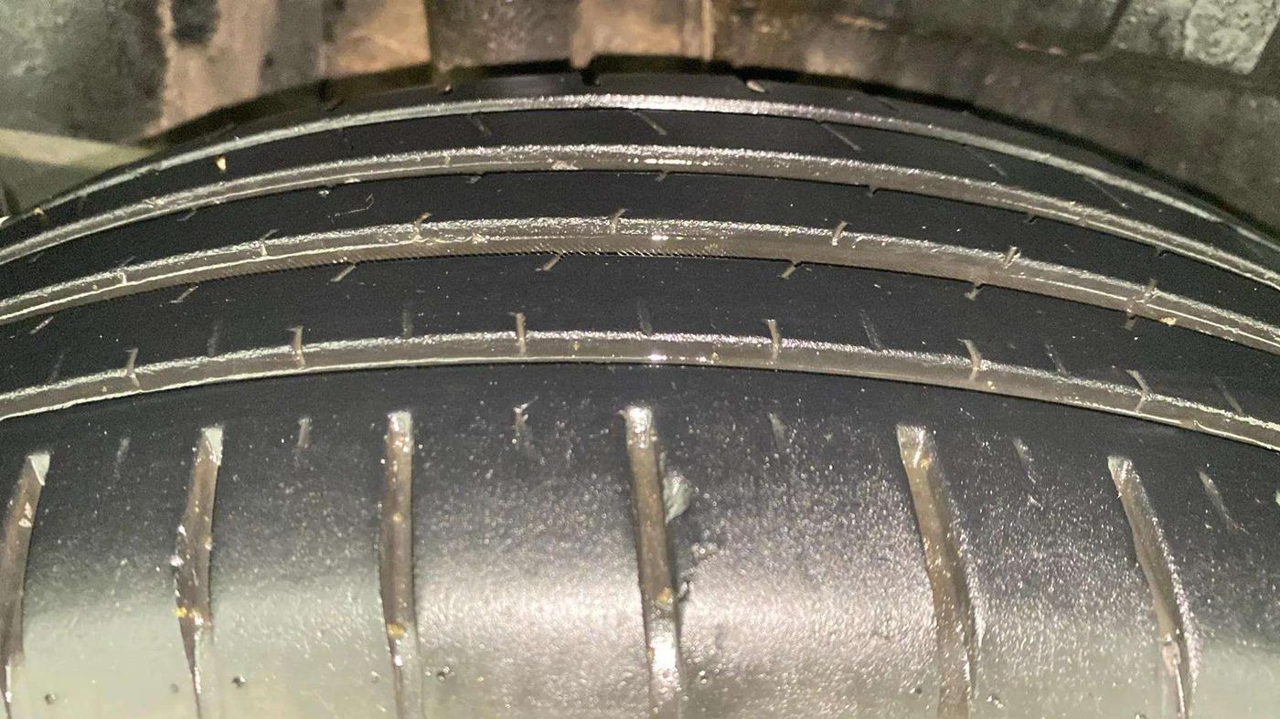 2023 Maruti Dzire ZXI Plus AMT, Petrol, Automatic, 11,679 km, Right Rear Tyre Tread