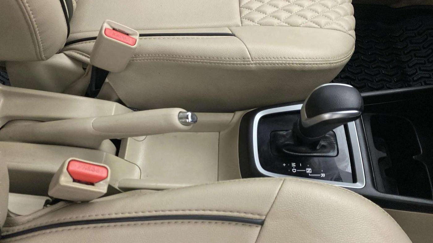 2023 Maruti Dzire ZXI Plus AMT, Petrol, Automatic, 11,679 km, Gear Lever