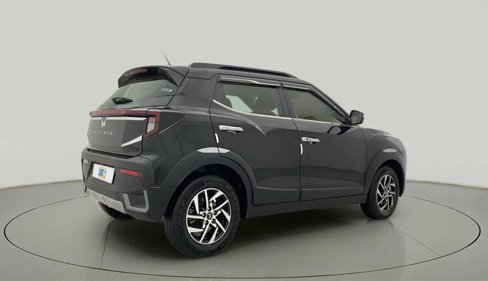 2024 Mahindra XUV 3XO AX5 1.5 Turbo Diesel, Diesel, Manual, 11,772 km, Right Back Diagonal