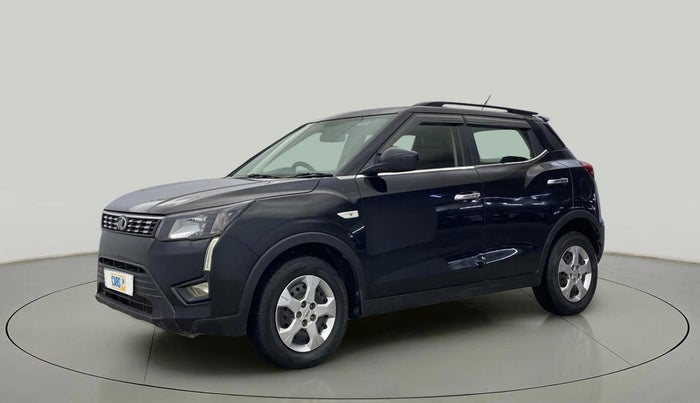 2021 Mahindra XUV300 W6 1.5 Sunroof Diesel, Diesel, Manual, 49,092 km, Left Front Diagonal