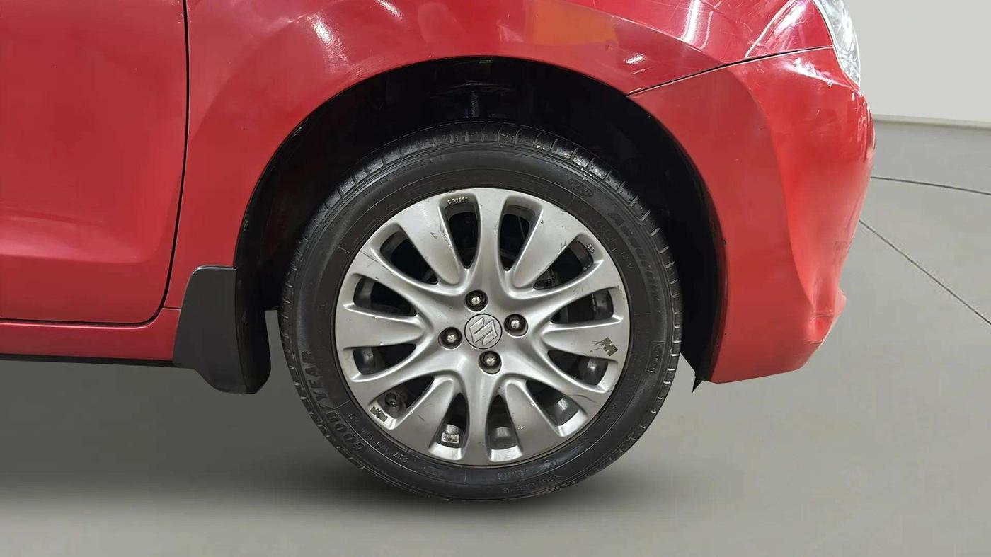 2017 Maruti Baleno ZETA PETROL 1.2, Petrol, Manual, 39,052 km, Right Front Wheel