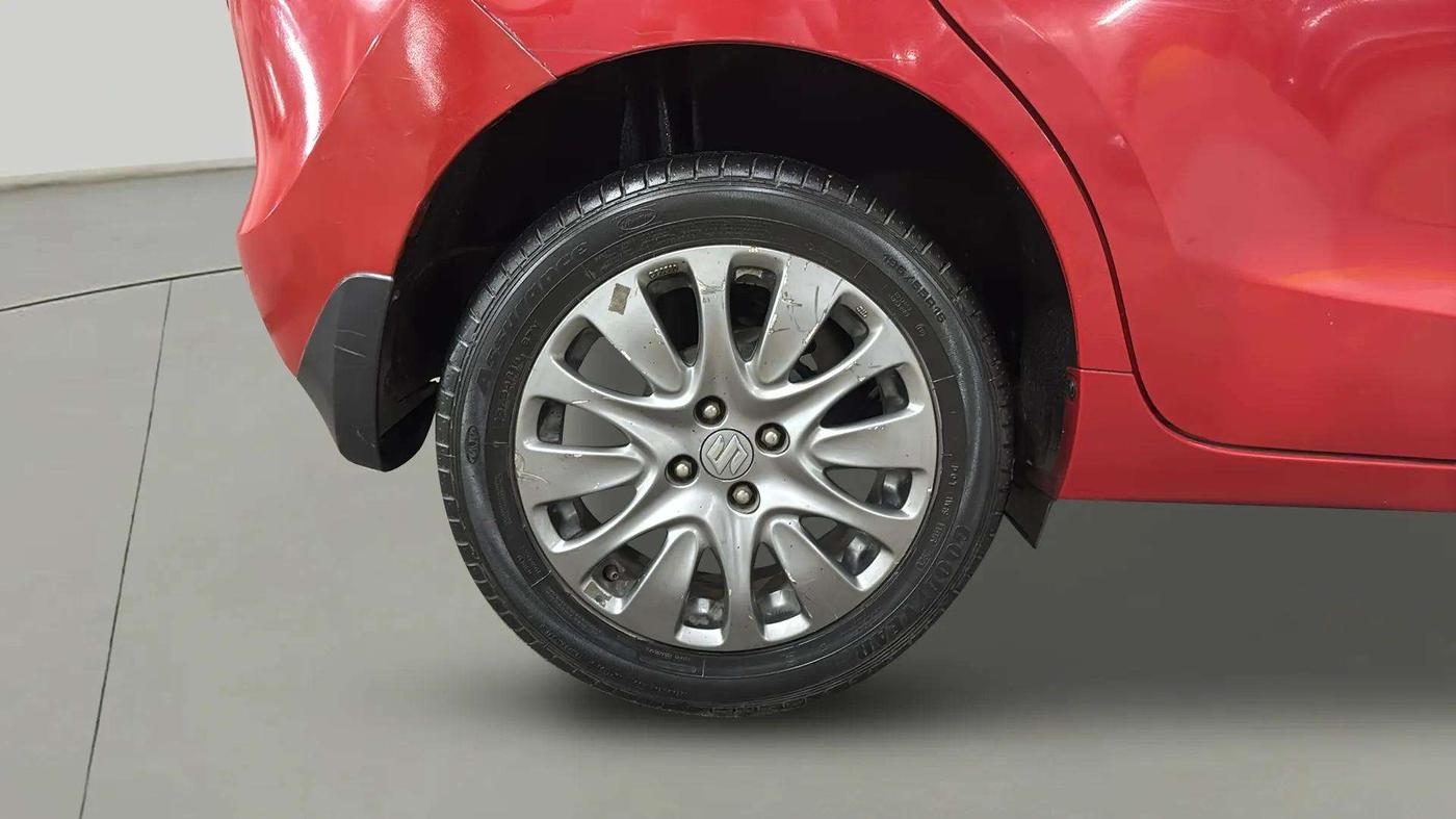 2017 Maruti Baleno ZETA PETROL 1.2, Petrol, Manual, 39,052 km, Right Rear Wheel