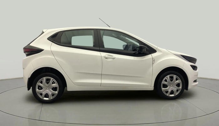 2022 Tata ALTROZ XM PLUS PETROL, Petrol, Manual, 13,847 km, Right Side View