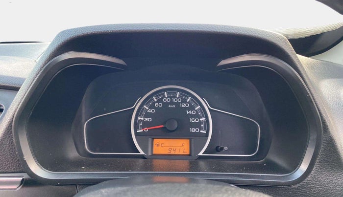 2019 Maruti Alto VXI, Petrol, Manual, 9,400 km, Odometer Image