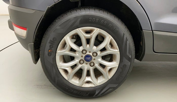 2013 Ford Ecosport TITANIUM 1.0L ECOBOOST, Petrol, Manual, 76,389 km, Right Rear Wheel