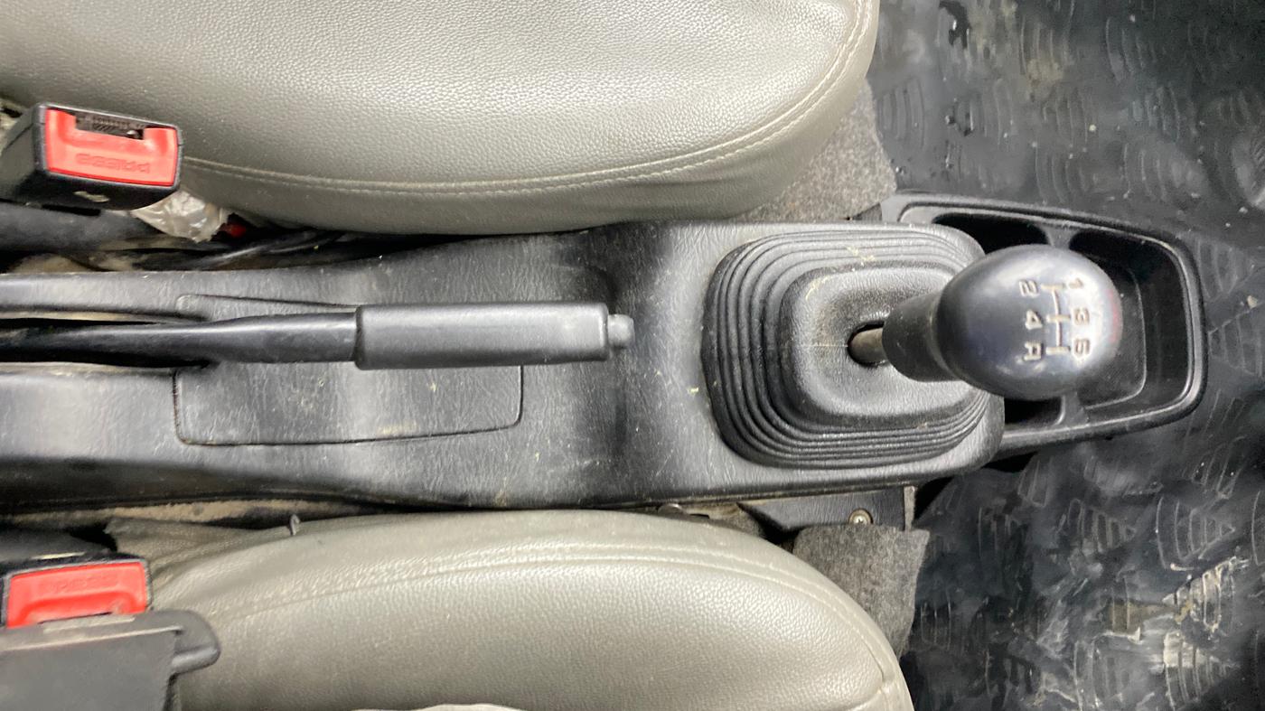 2021 Maruti Eeco 7 STR, Petrol, Manual, 78,429 km, Gear Lever