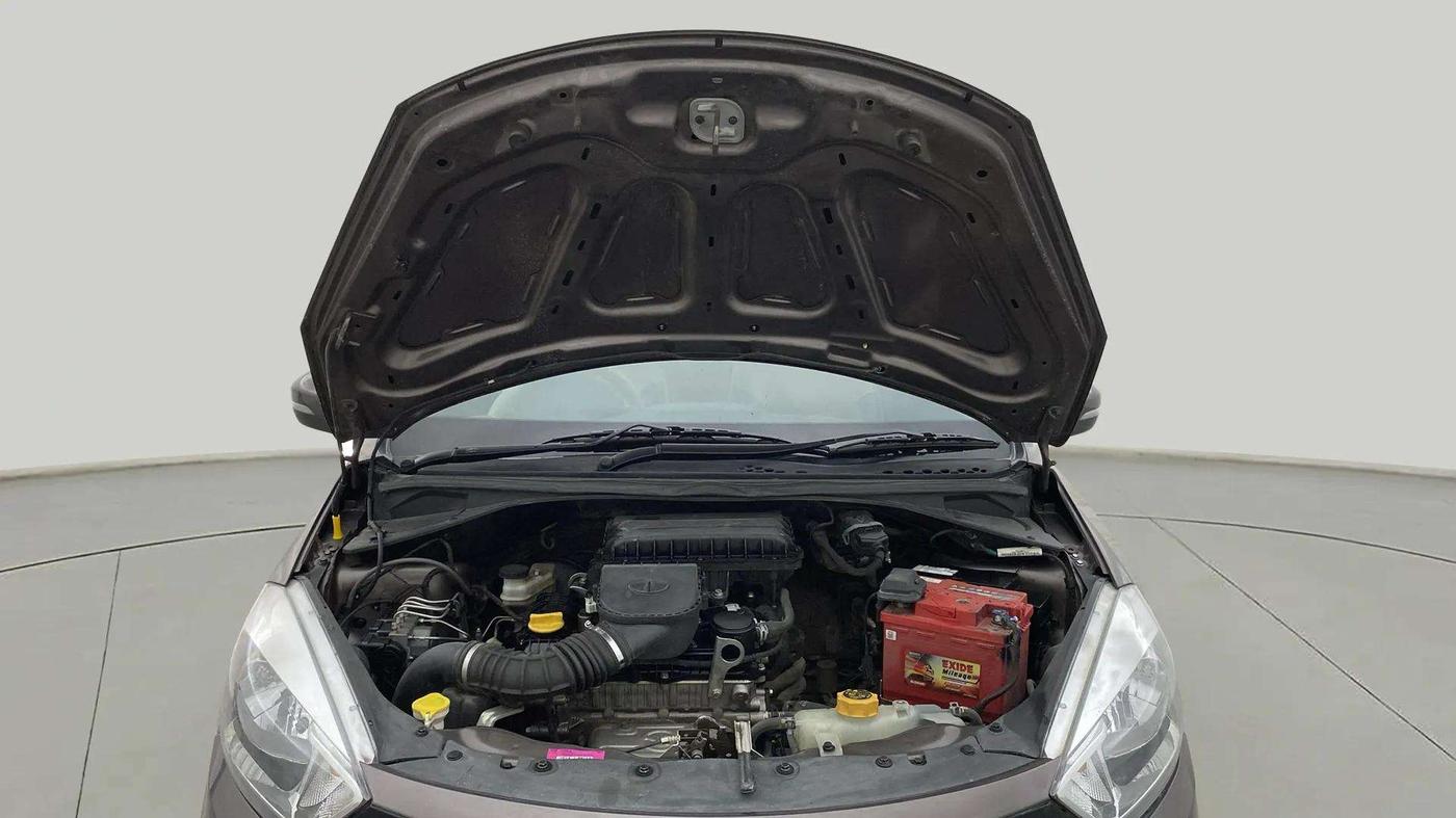 2018 Tata Tiago XZ PETROL, Petrol, Manual, 41,475 km, Open Bonet