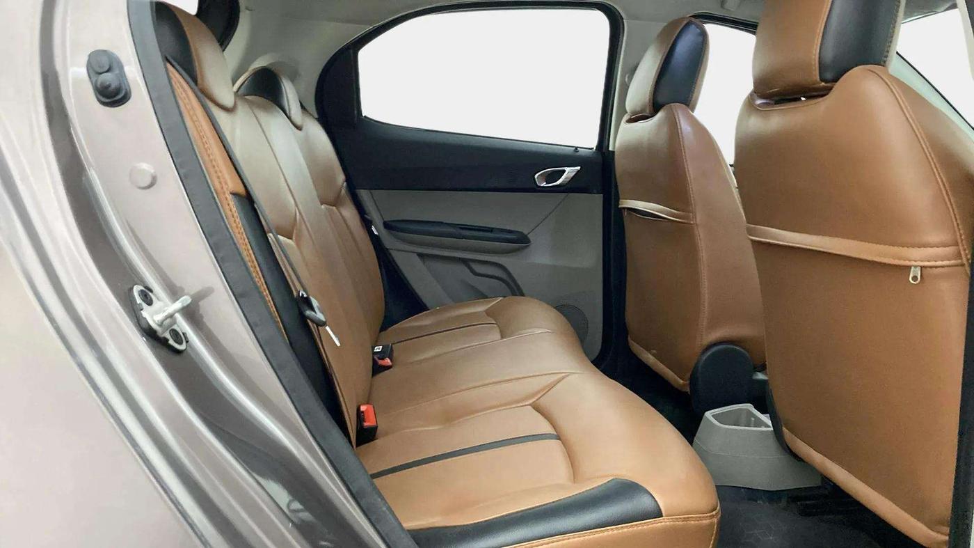 2018 Tata Tiago XZ PETROL, Petrol, Manual, 41,475 km, Right Side Rear Door Cabin