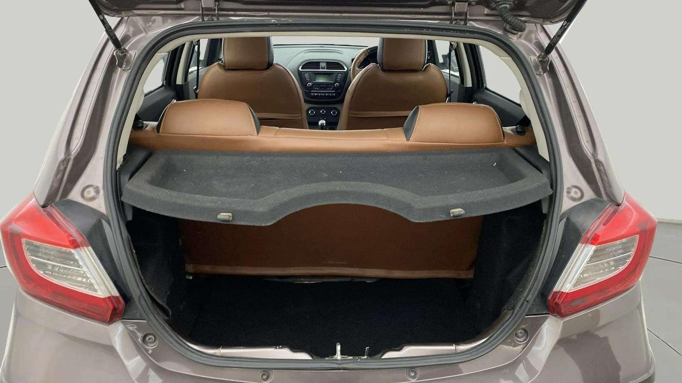 2018 Tata Tiago XZ PETROL, Petrol, Manual, 41,475 km, Boot Open Zoomed View