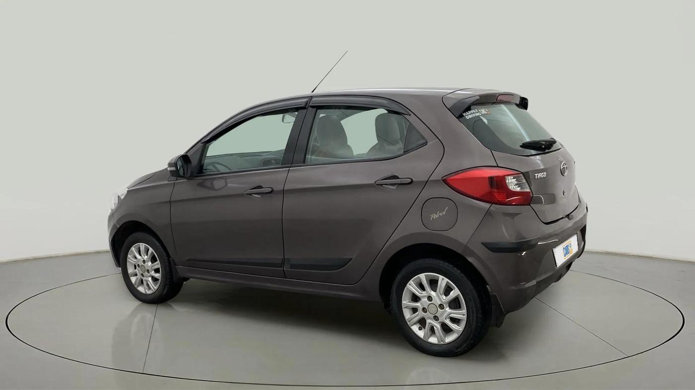 2018 Tata Tiago XZ PETROL, Petrol, Manual, 41,475 km, Left Back Diagonal
