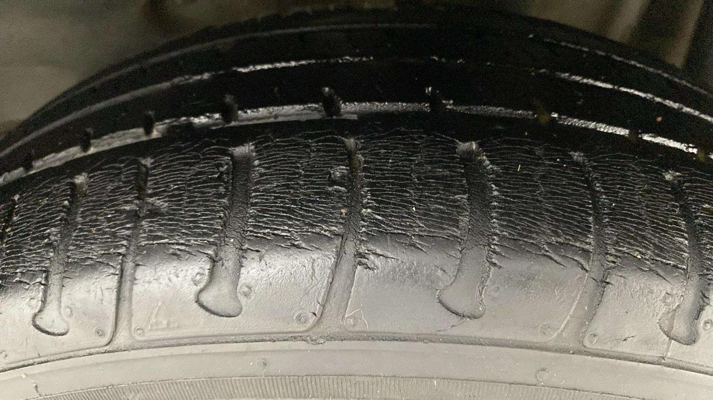 2018 Tata Tiago XZ PETROL, Petrol, Manual, 41,475 km, Left Rear Tyre Tread