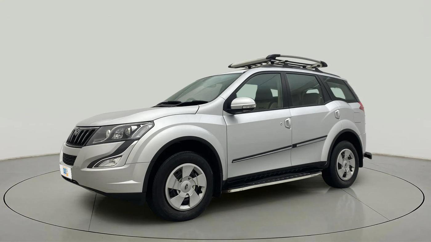 2015 Mahindra XUV500 W6, Diesel, Manual, 57,367 km, Left Front Diagonal
