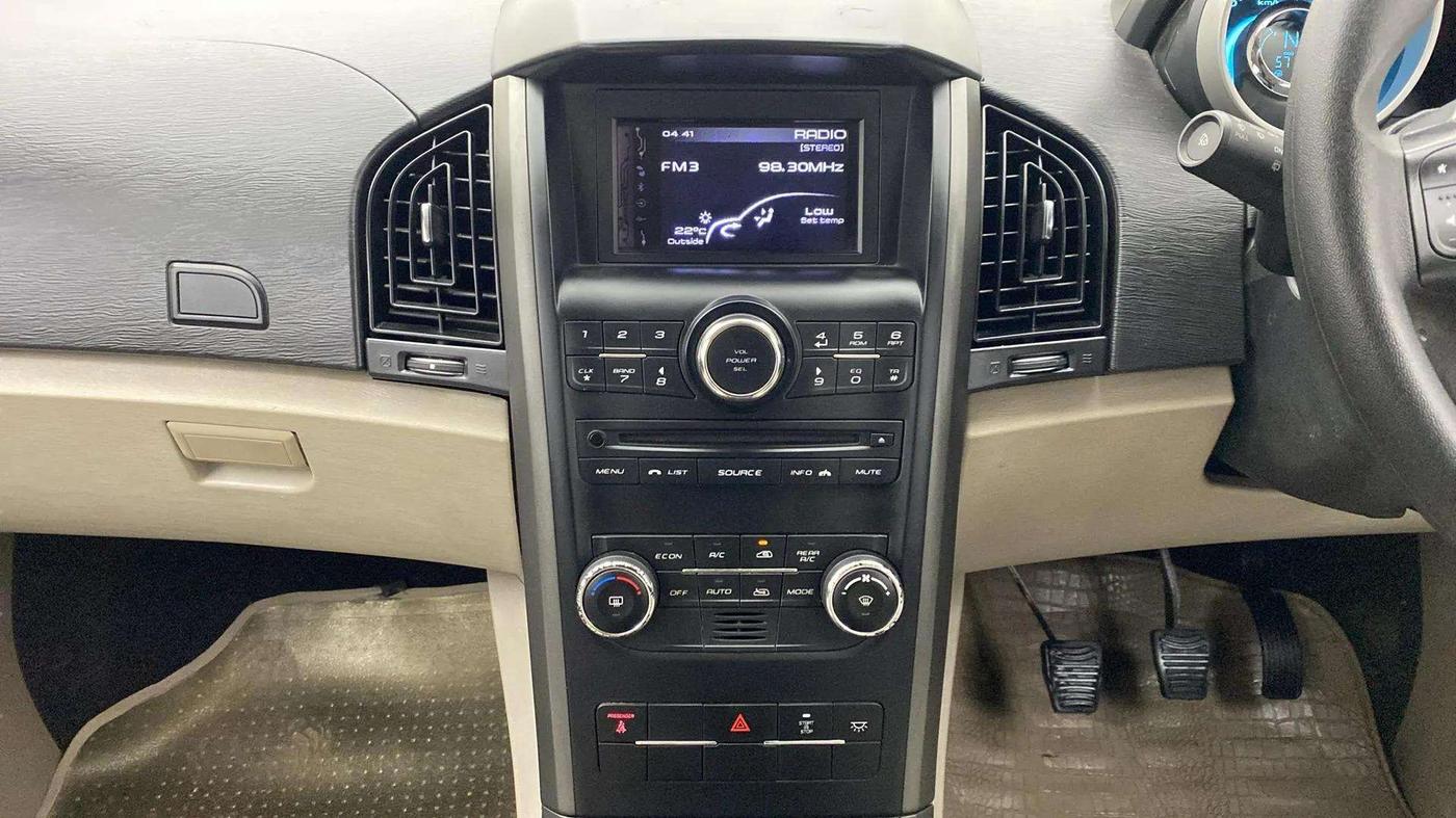 2015 Mahindra XUV500 W6, Diesel, Manual, 57,367 km, Air Conditioner