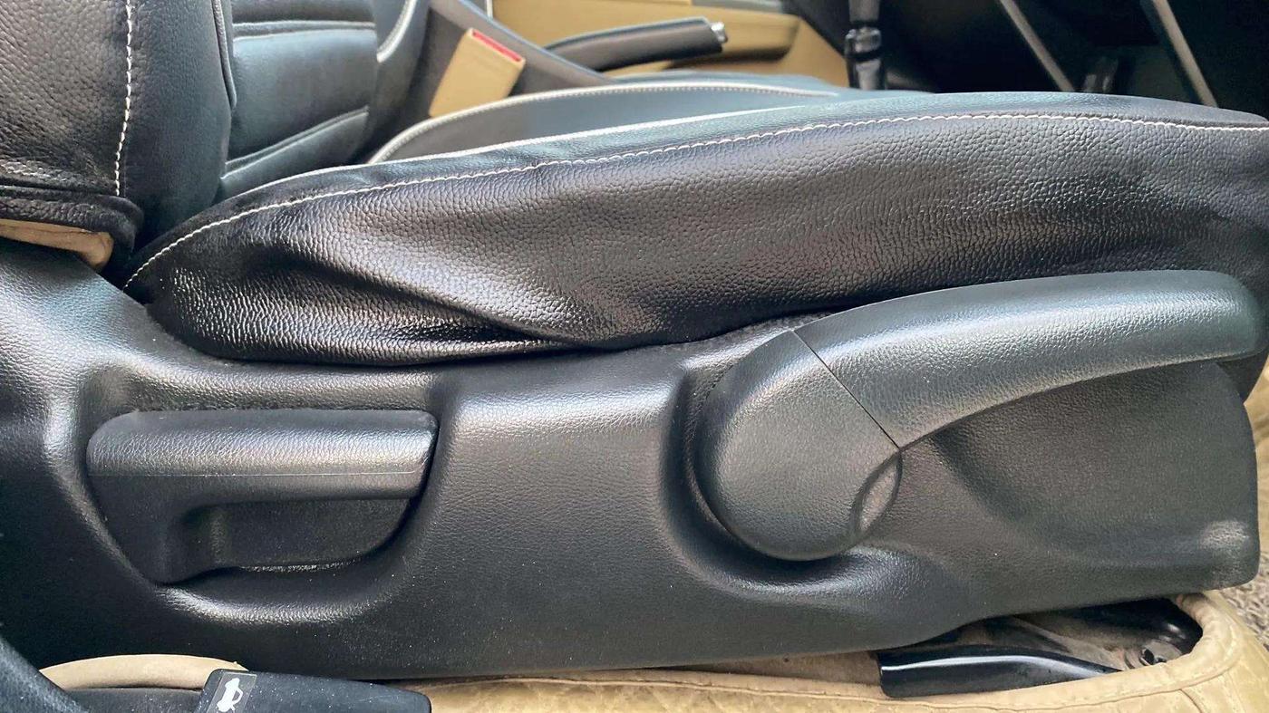 2019 Honda City 1.5L I-VTEC SV, Petrol, Manual, 48,417 km, Driver Side Adjustment Panel