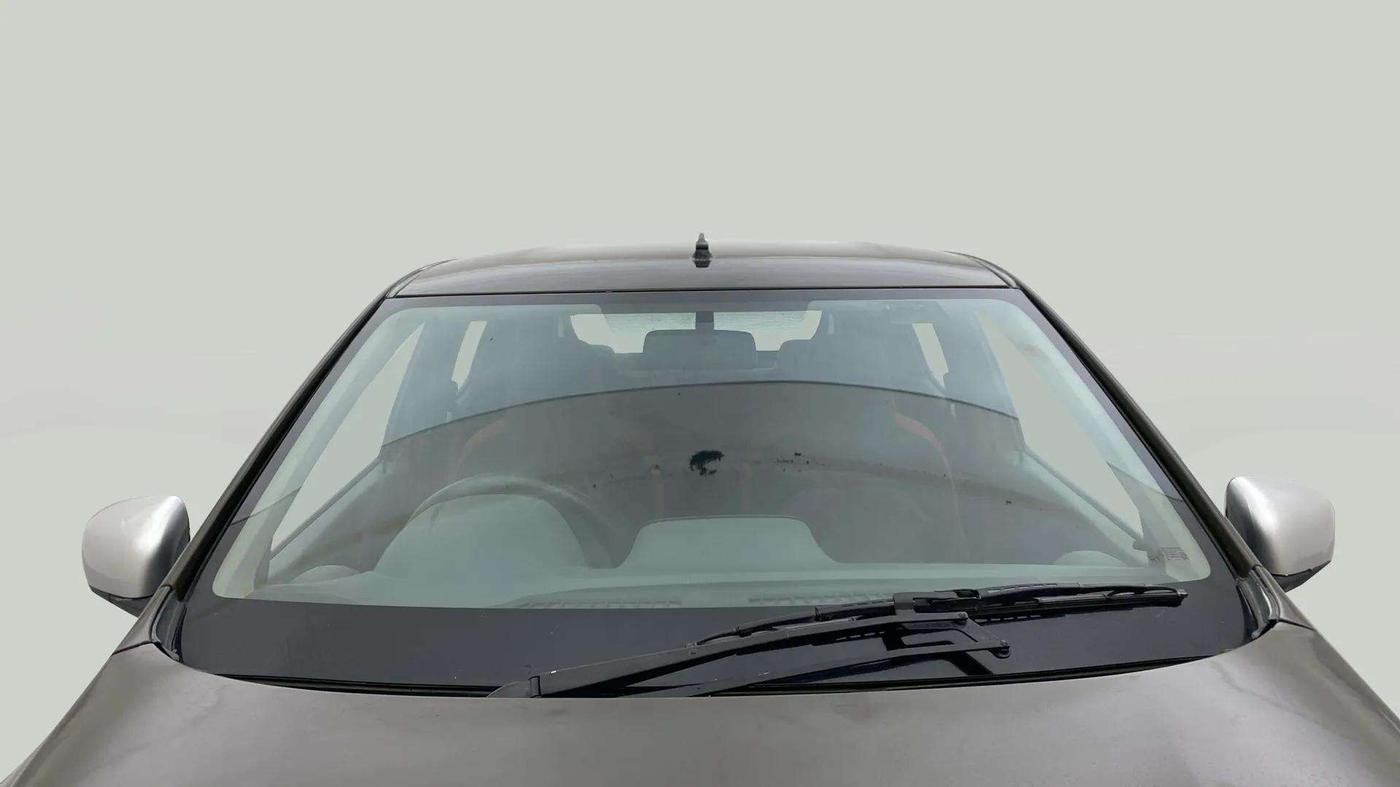 2019 Renault Kwid RXT 1.0 AMT (O), Petrol, Automatic, 30,071 km, Front Windshield