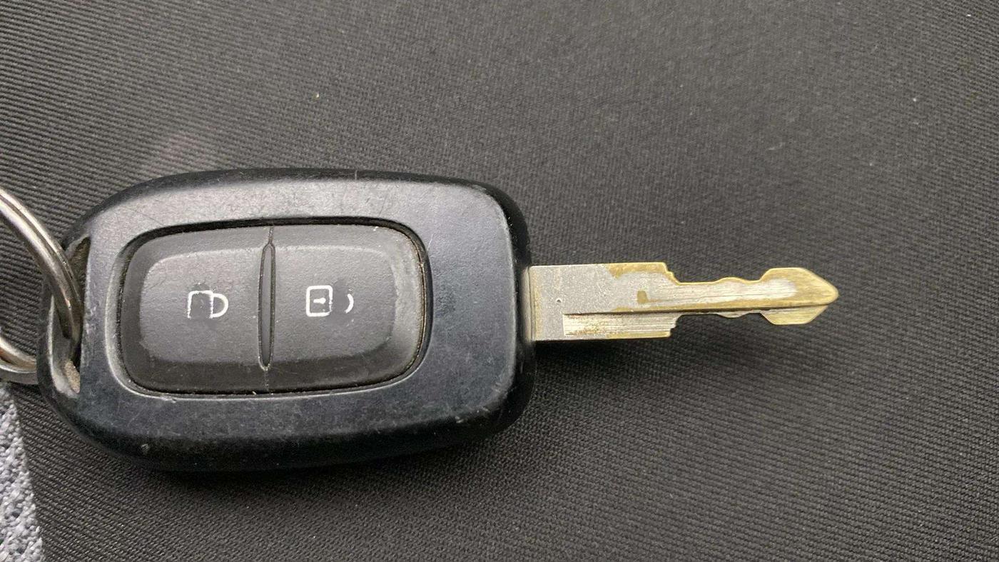 2019 Renault Kwid RXT 1.0 AMT (O), Petrol, Automatic, 30,071 km, Key Close Up