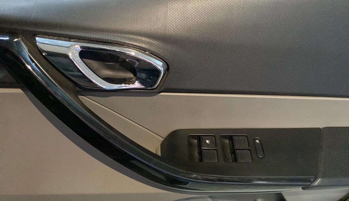 2017 Tata Tiago XZA PETROL, Petrol, Automatic, 75,267 km, Driver Side Door Panels Control