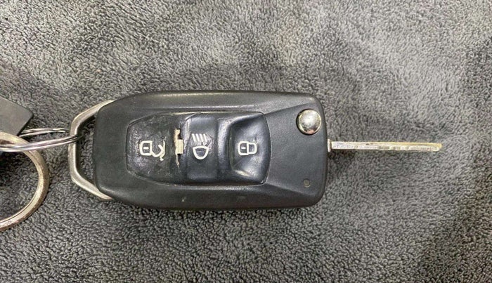 2017 Tata Tiago XZA PETROL, Petrol, Automatic, 75,267 km, Key Close Up