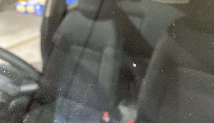 2017 Tata Tiago XZA PETROL, Petrol, Automatic, 75,267 km, Front windshield - Minor spot on windshield